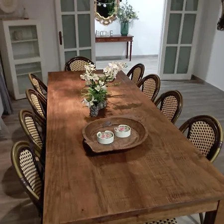 Vila Edard's Great House