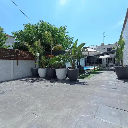 Vila Edard's Great House