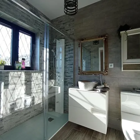 Edard's Great House Castelldefels