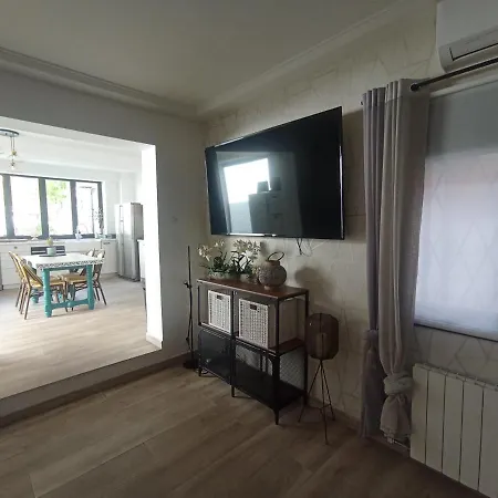 Edard's Great House 빌라 카스테데펠스